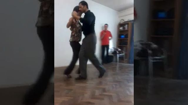 Sil y Dani, Clase Particular Tango. 2016 смотреть онлайн