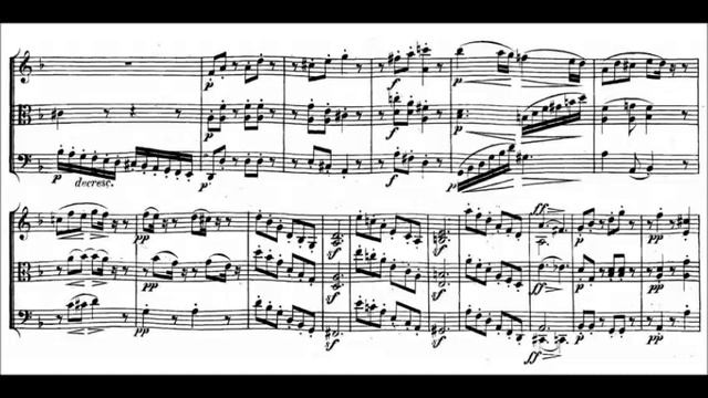 Beethoven - String Trio No. 3, Op. 9, No. 2 (1798) смотреть онлайн