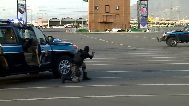 Saudi Police Chase Terrorists | Confrontation Of Saudi Police With Militants