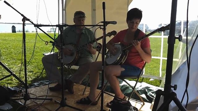 Joan Harrison Banjo Workshop Long Island Bluegrass Festival Aug 18 2010 смотреть онлайн