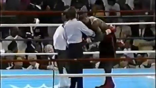 Buster Douglas Vs Oliver McCall