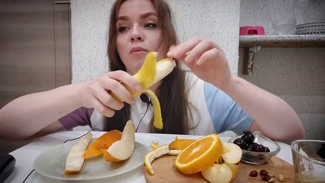 Мукбанг фруктовый/Мистическая история от зрителя/Домовой пакостничает /Что советую... смотреть онлайн