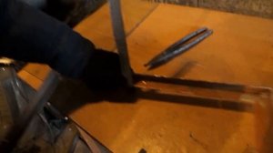 как крепить стекло на металл без сверления и добавления доп.штучек