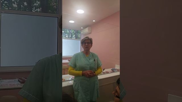 Производство масла розы в Карлово "Болгарская роза" смотреть онлайн