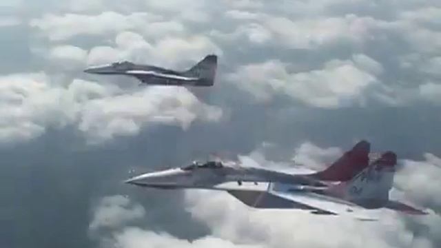 Стрижи-авиационная группа высшего пилотажа ВВС РОССИИ смотреть онлайн