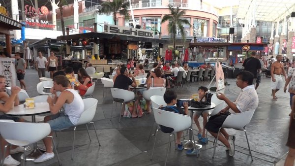 Торговый центр Джанг Цейлон Пхукет Тайланд