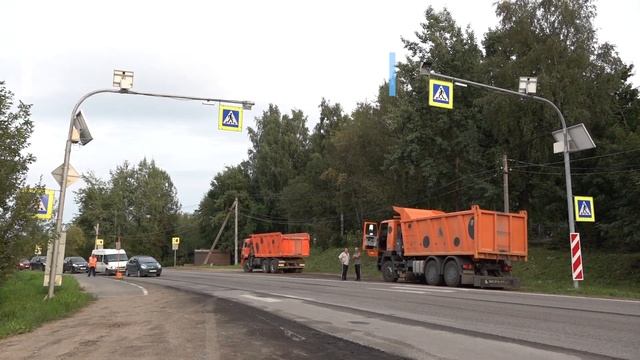 В Отрадном идет ремонт дорог: региональной трассы и городских улиц смотреть онлайн