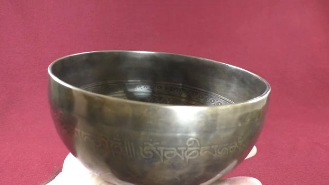 Поющая чаша Премиум Блэк 19,5 см, Ре 187 Гц, Ля 537 Гц смотреть онлайн