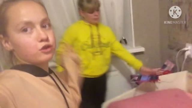 ВЕЧЕРНИЙ ВЛОГ/У ДАНЫ/У АРИНЫ СИНЯК/Снимаем в лайк смотреть онлайн