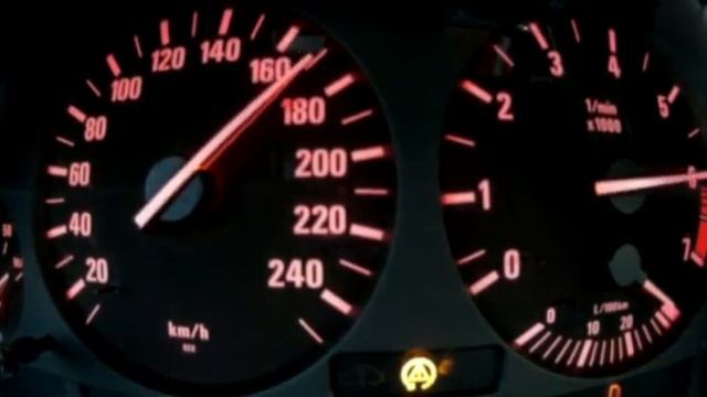 BMW E39 528i 0-220 Km/h Acceleration On German Autobahn