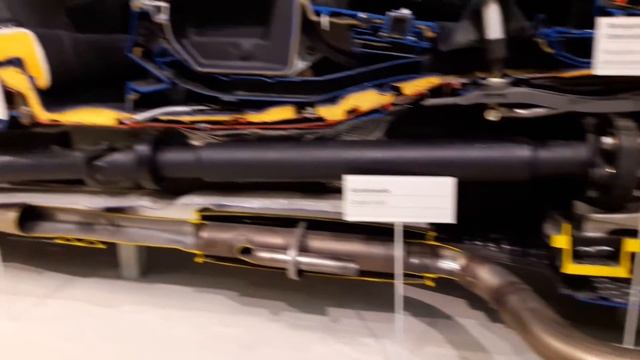 BMW E60|БМВ Е60 в разрезе, Германия смотреть онлайн