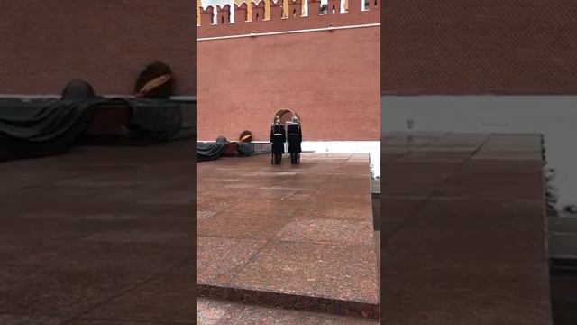 Смена караула вечного огня. Кремль, Москва смотреть онлайн