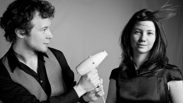 Pupkulies & Rebecca - Dancing (Paolo Conte) смотреть онлайн