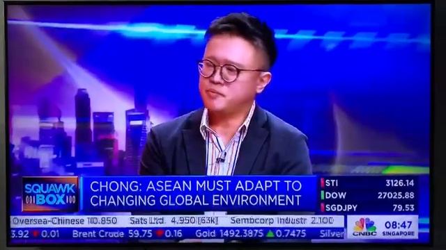 GeTS with CNBC Squawk Asia смотреть онлайн