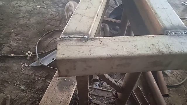 САМОДЕЛЬНЫЙ ..ПЛУГ...МТЗ 82.. РАЗМЕРЫ И УГЛЫ ВЫСТАВЛЕНЫ..ПАХАТЬ БУДЕТ... смотреть онлайн