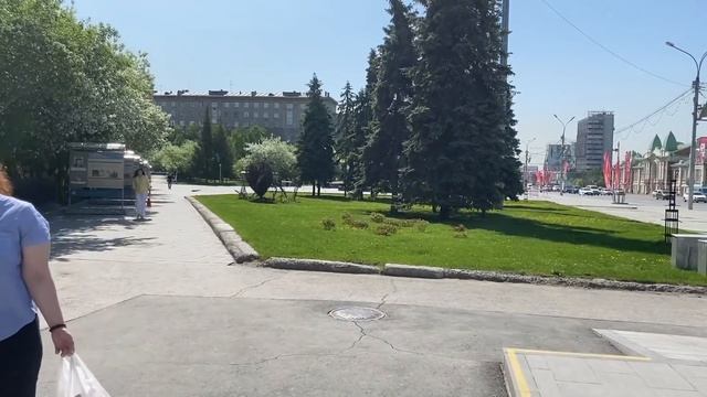 В Новосибирске разрешили гулять! Центр города, Красный проспект. смотреть онлайн
