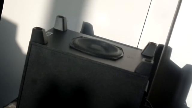 Creative T6300 Bass Abuse смотреть онлайн