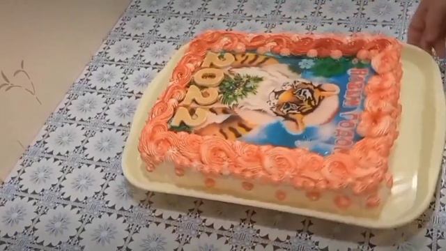 Работаю даже ночью 🌙 смотреть онлайн