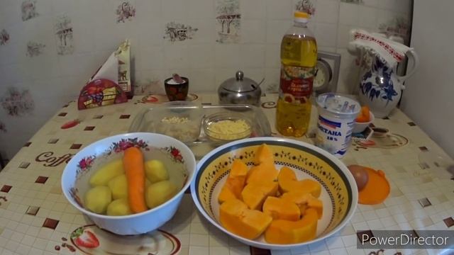 Атмосфера на кухне добрая ,тёплая, вкусная. Кот и мышь сидят в обнимку и пьют чай. Vlog.Брест