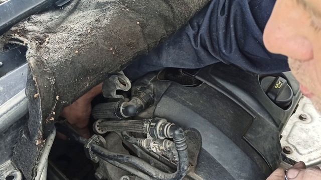 Дроссельная заслонка: снятие, промывка, замена уплотнительного кольца, установка. Двигатель EP6 смотреть онлайн