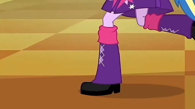 Клип девушки из Эгвестрии то от чего ты без ума смотреть онлайн