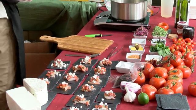 Muestra de Cocina (Show cooking)por Orlando Ortega. смотреть онлайн