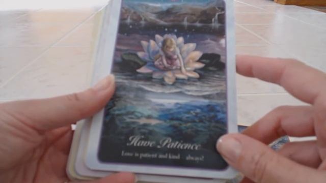 Traceyhd's Review of Whispers of Love Oracle Card Deck смотреть онлайн