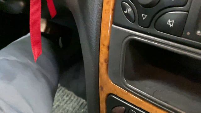 CLK W209 ЗАГОРЕЛАСЬ ОШИБКА SRS ( B106F Mercedes) решение с помощю обманки ECUTOOL