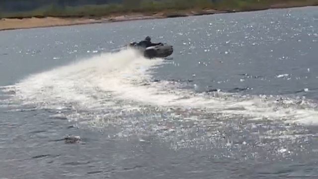 Вятская лодочная компания жжёт смотреть онлайн