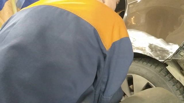 Рихтовка крыла Киа, споттером, эпоксидный грунт смотреть онлайн