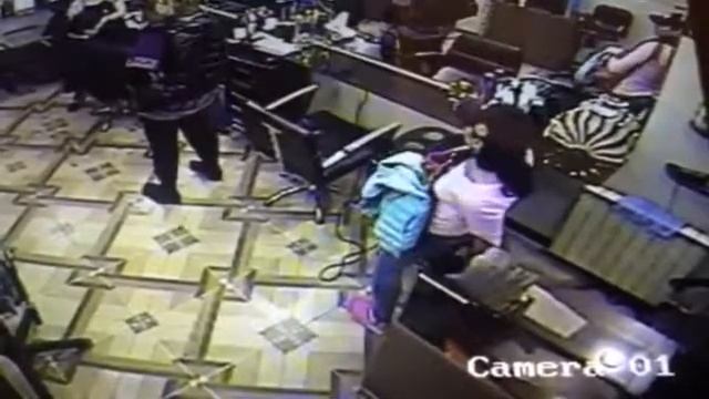 Воры в салоне красоты смотреть онлайн