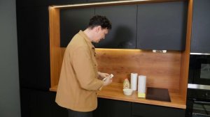 КАК ОТМЫТЬ МАТОВЫЕ ФАСАДЫ ОТ ЖИРА. Инструкция по уходу за фасадами.