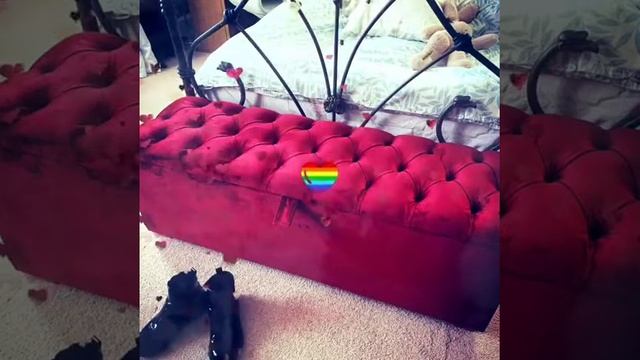 Красный пуфик для спальни. От 1500 смотреть онлайн