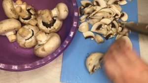 ПОТРЯСАЮЩИЙ вкусный суп с ФРИКАДЕЛЬКАМИ и ГРИБАМИ