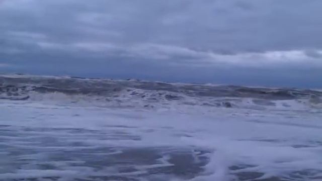 Охотское море штормит смотреть онлайн