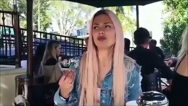 Мне очень обидно за Хабиба нурмагомедова.Виктория боня!! смотреть онлайн