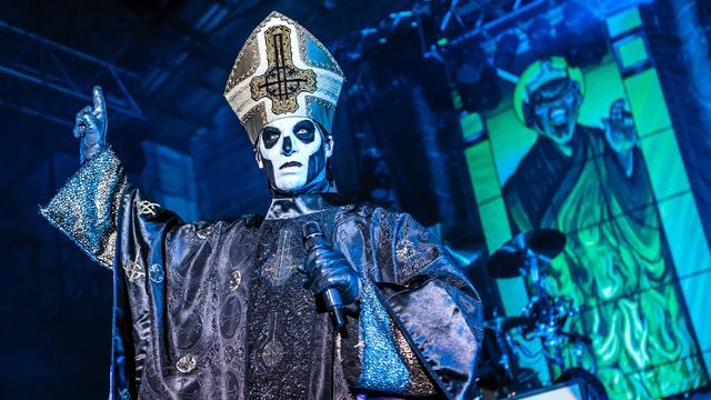 Tragic Details About Ghost's Tobias Forge смотреть онлайн