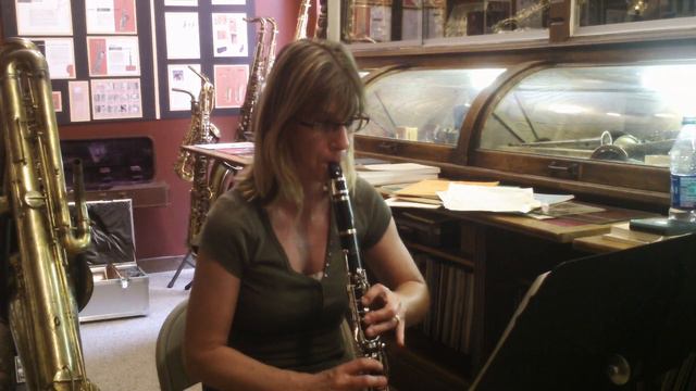 Evette Schaeffer By Buffet Bb Clarinet, Serial #203398 смотреть онлайн