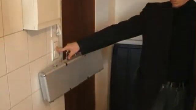 Leon... The Cleaner ! смотреть онлайн