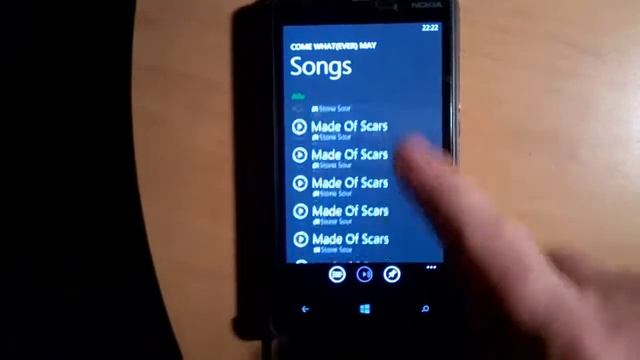 Nokia Lumia 820, Windows Phone 8, mp3-player, multiple track selection / Mehrfachauswahl von Titeln смотреть онлайн