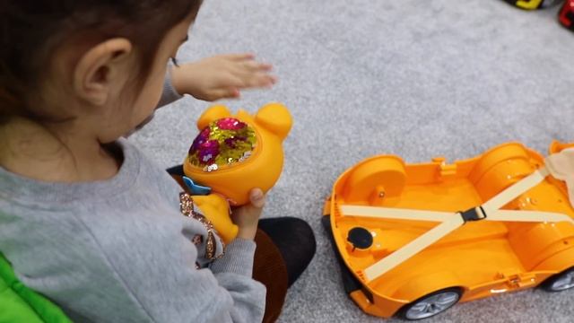 Magic Power Wheels Cars #emilytube смотреть онлайн