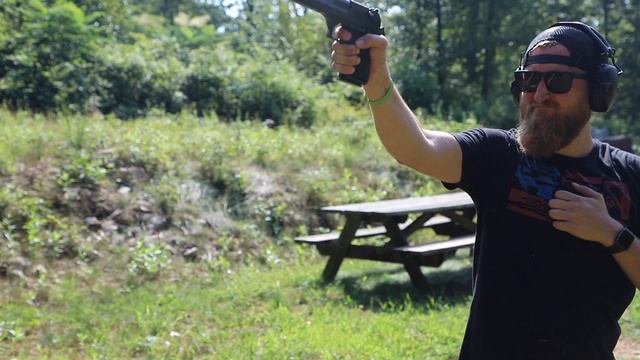 Desert Eagle .50AE  Magnum Research Inc.