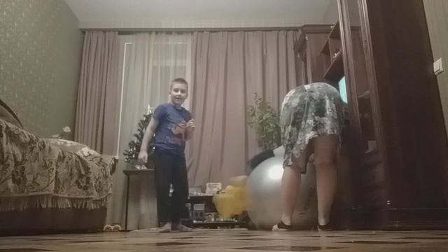 Експиремент с Желтопузой смотреть онлайн