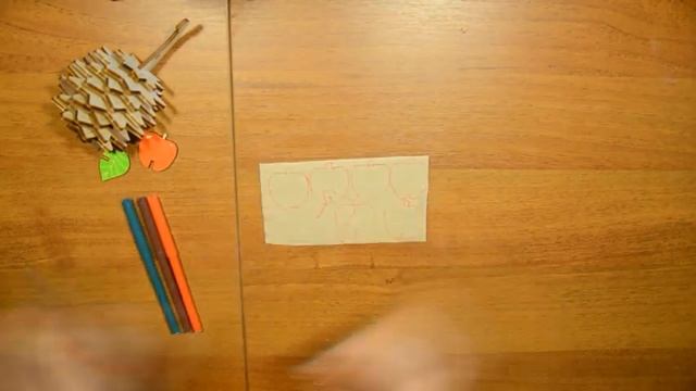 Ёжик своими руками. To make a hedgehog out of cardboard смотреть онлайн