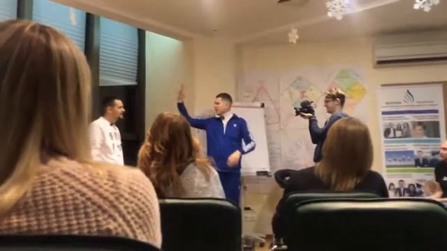 Джибриш - Тарабарщина - Борьба с комплексами - IMPROV смотреть онлайн