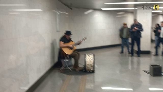 «Сиреневый туман над нами проплывает...». (гр. «Фрикинг Аут») смотреть онлайн