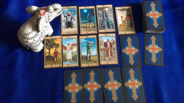 Таро Евросоюз. Страны решают свалившиеся на них проблемы, они оказались тяжелее, чем ожидалось. смотреть онлайн