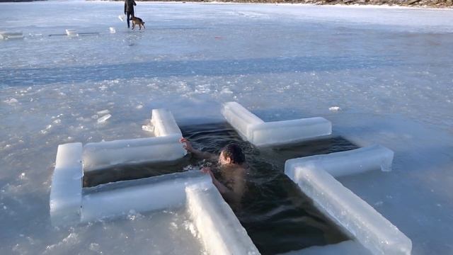 Второй бобер...пошел(Крещение 2017) смотреть онлайн