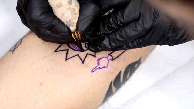 Rick And Morty Tattoo - Time Lapse смотреть онлайн