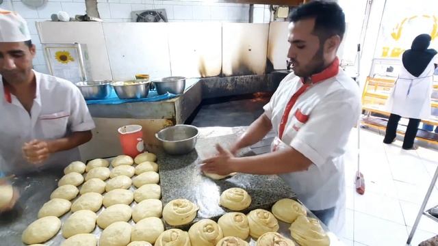 Baking bread using sheep fat oil|baking bread|bread|bakery|oiled bread смотреть онлайн